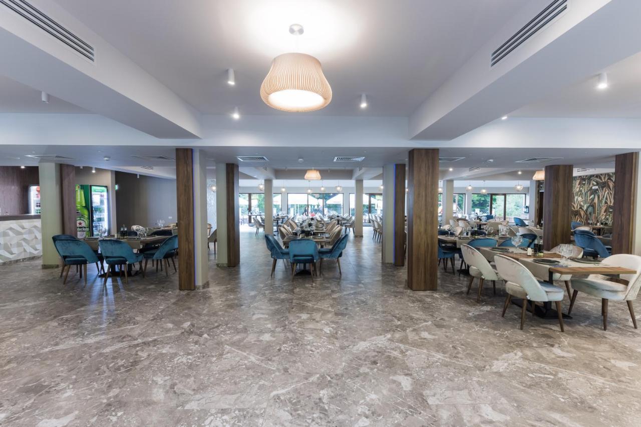 Martinie Nedei Hotel&Spa Transalpina מראה חיצוני תמונה