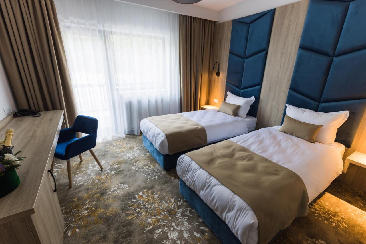 Martinie Nedei Hotel&Spa Transalpina מראה חיצוני תמונה