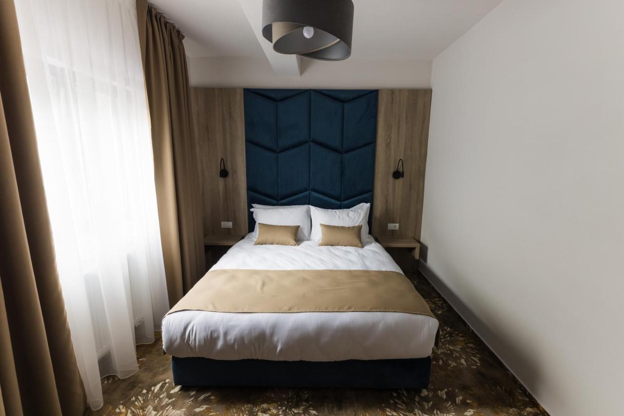 Martinie Nedei Hotel&Spa Transalpina מראה חיצוני תמונה